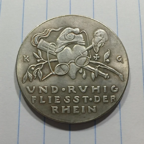 Vintage Silver Coin with Engraving - Picture 2 of 5